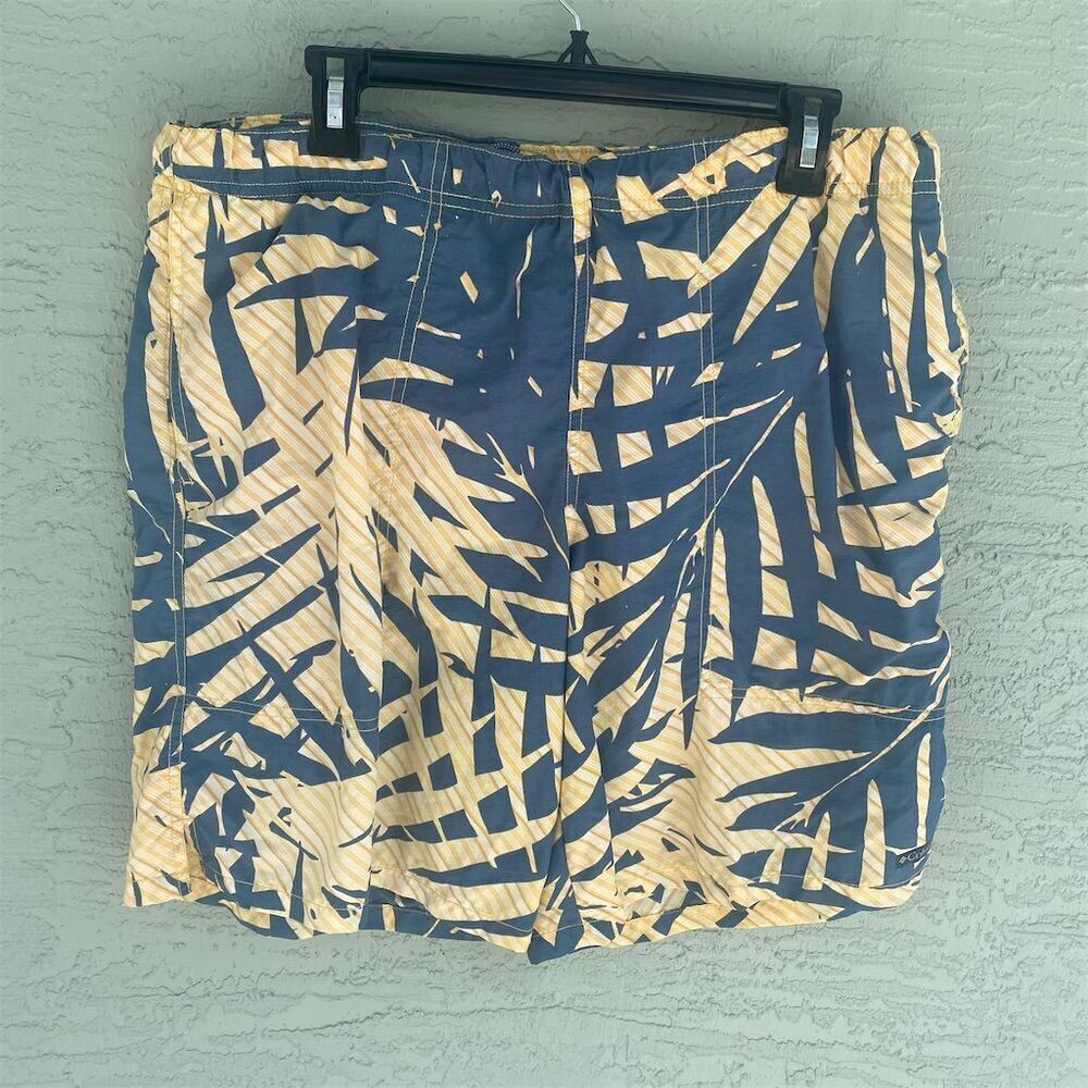 Columbia Men's Tropical Leaf Swim Shorts Size M Multicolor Elastic Waist